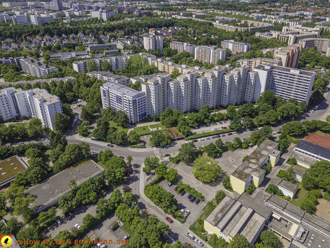 28.06.2021 - Kafka-Oskar-PerlachPlaza-Annette