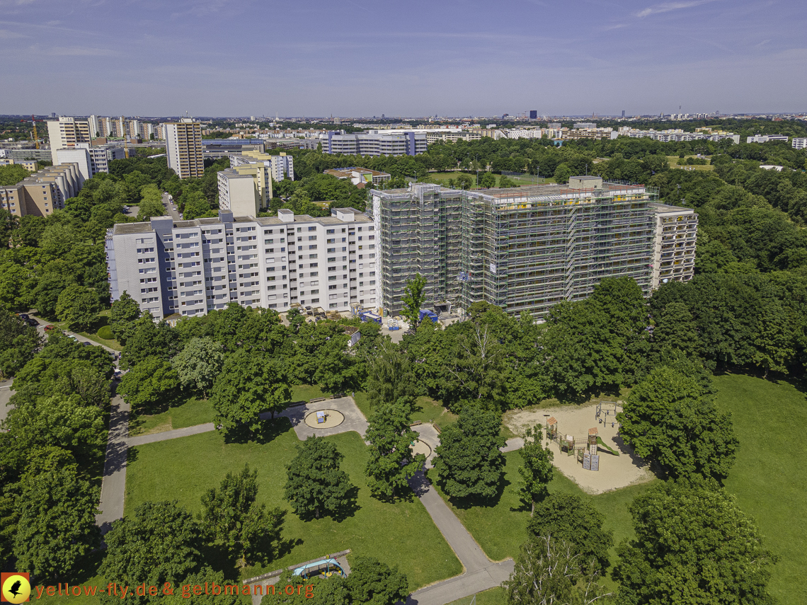 28.06.2021 - Kafka-Oskar-PerlachPlaza-Annette