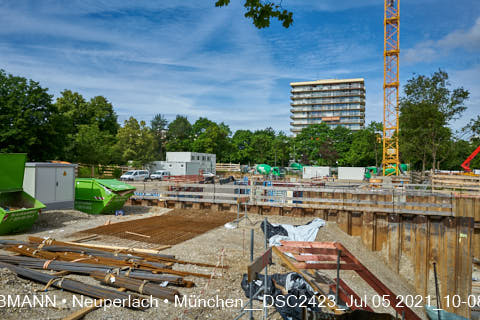 05.07.2021 - neuperlach.org.gelbmann.org zeigt aktuelle Baustellenfotos von der Grundschule am Karl-Marx-Ring in Neuperlach