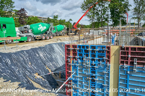 05.07.2021 - neuperlach.org.gelbmann.org zeigt aktuelle Baustellenfotos von der Grundschule am Karl-Marx-Ring in Neuperlach