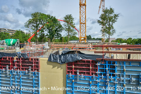 05.07.2021 - neuperlach.org.gelbmann.org zeigt aktuelle Baustellenfotos von der Grundschule am Karl-Marx-Ring in Neuperlach