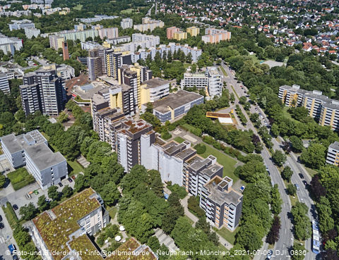 06.07.2021 - Marx-Zentrum und Karl-Marx-Ring 52-62 und Studentenwohnheim in Neuperlach