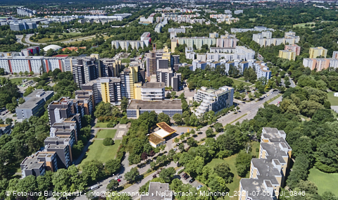 06.07.2021 - Marx-Zentrum und Karl-Marx-Ring 52-62 und Studentenwohnheim in Neuperlach