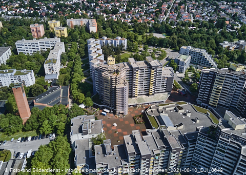 09.08.2021 - Marx-Zentrum und Karl-Marx-Ring 52-62 und Studentenwohnheim in Neuperlach