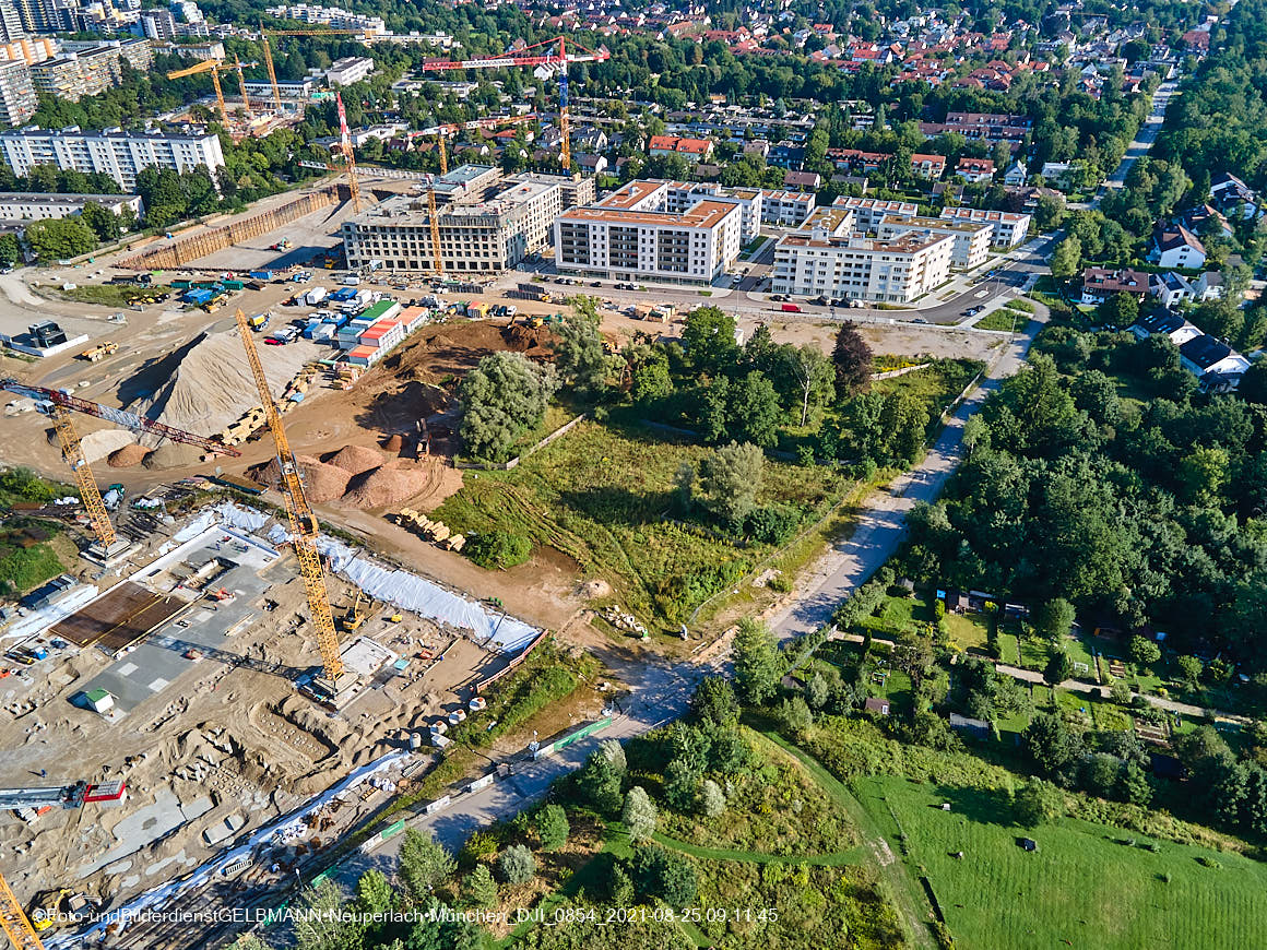 25.08.2020 - Luftaufnahmen vom Alexisquartier in Neuperlach in nördlicher Richtung