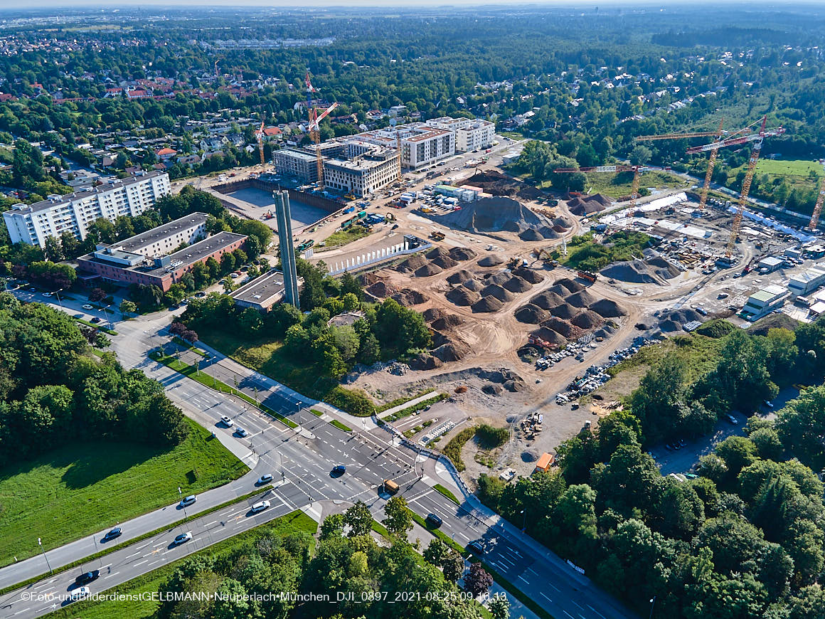 25.08.2020 - Luftaufnahmen vom Alexisquartier in Neuperlach in nördlicher Richtung