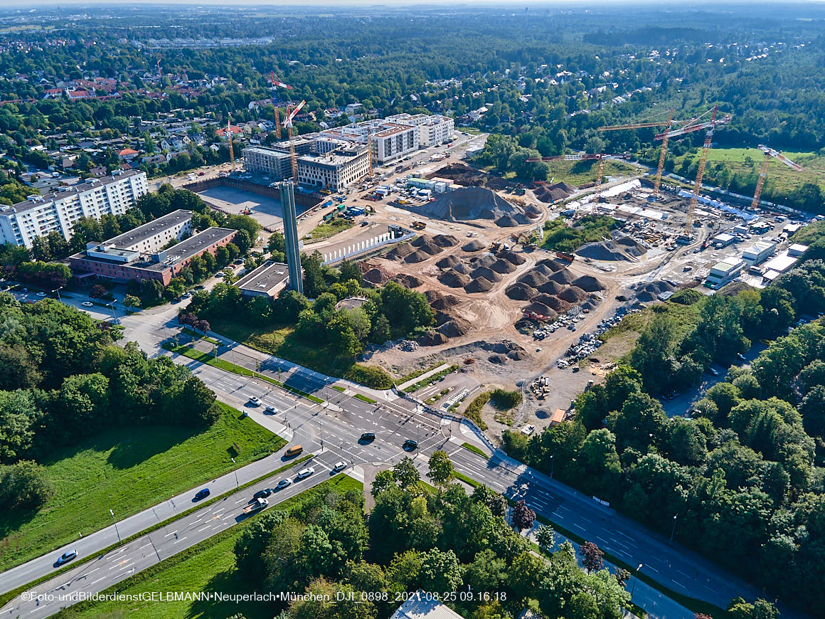 25.08.2020 - Luftaufnahmen vom Alexisquartier in Neuperlach in nördlicher Richtung