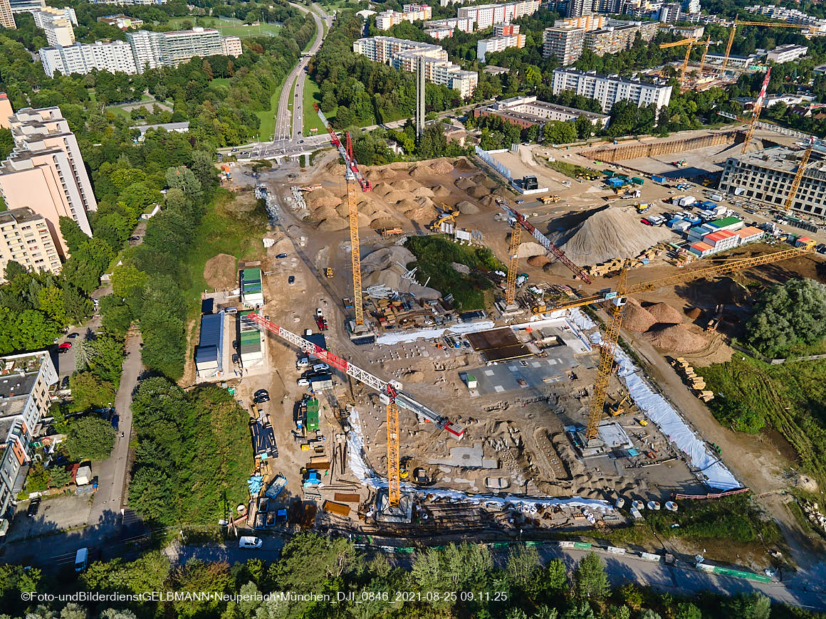 25.08.2020 - Luftaufnahmen von der Baustelle PandionVerde in Neuperlach