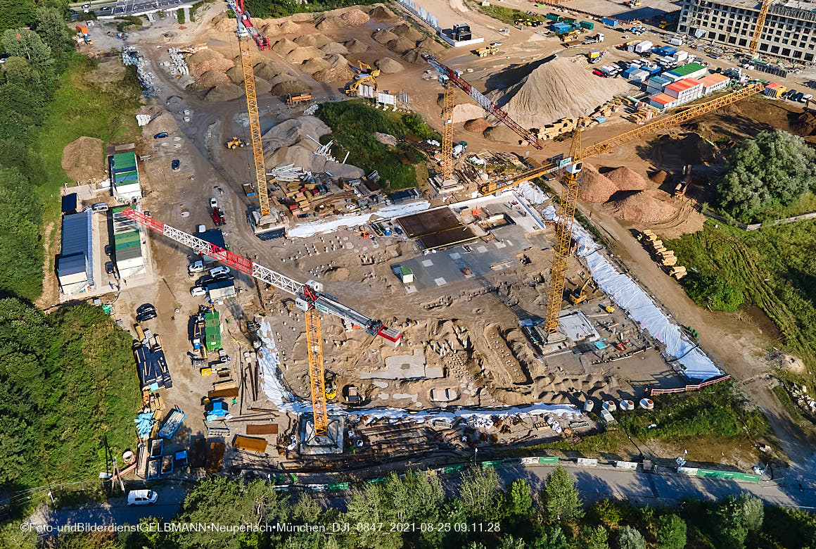 25.08.2020 - Luftaufnahmen von der Baustelle PandionVerde in Neuperlach