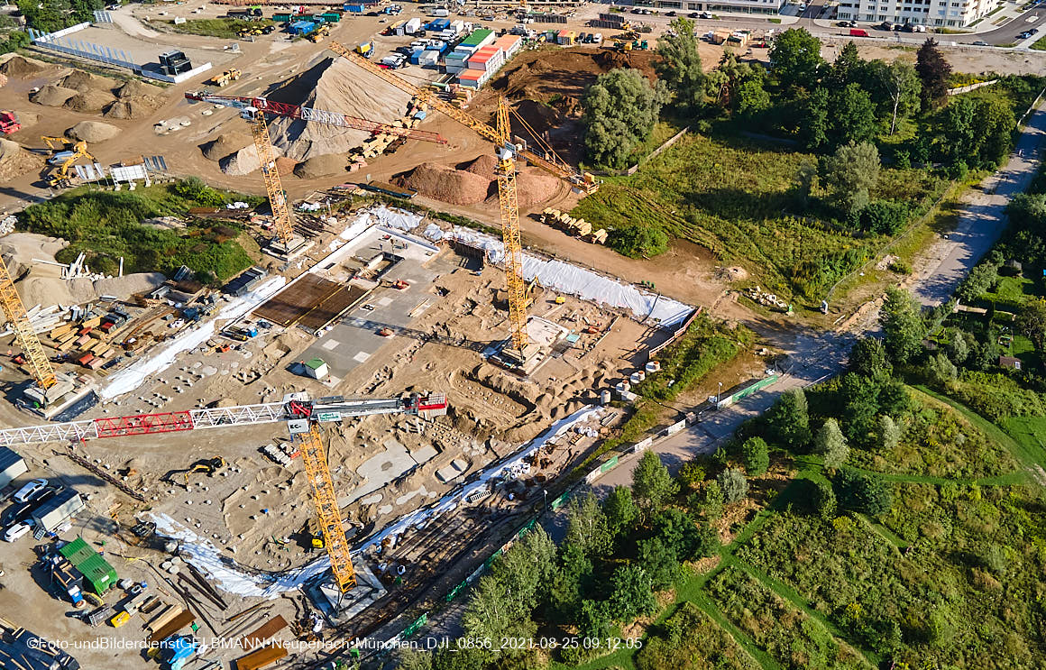 25.08.2020 - Luftaufnahmen von der Baustelle PandionVerde in Neuperlach