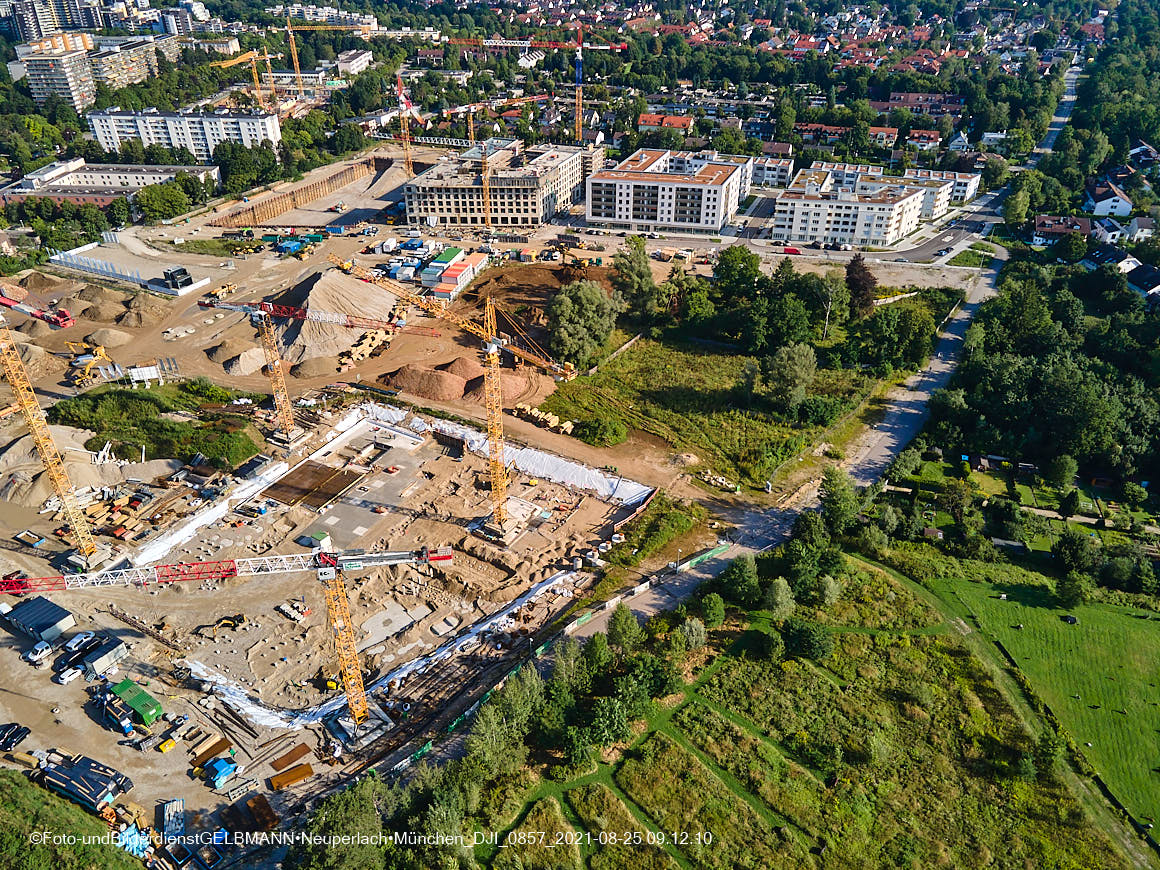 25.08.2020 - Luftaufnahmen von der Baustelle PandionVerde in Neuperlach