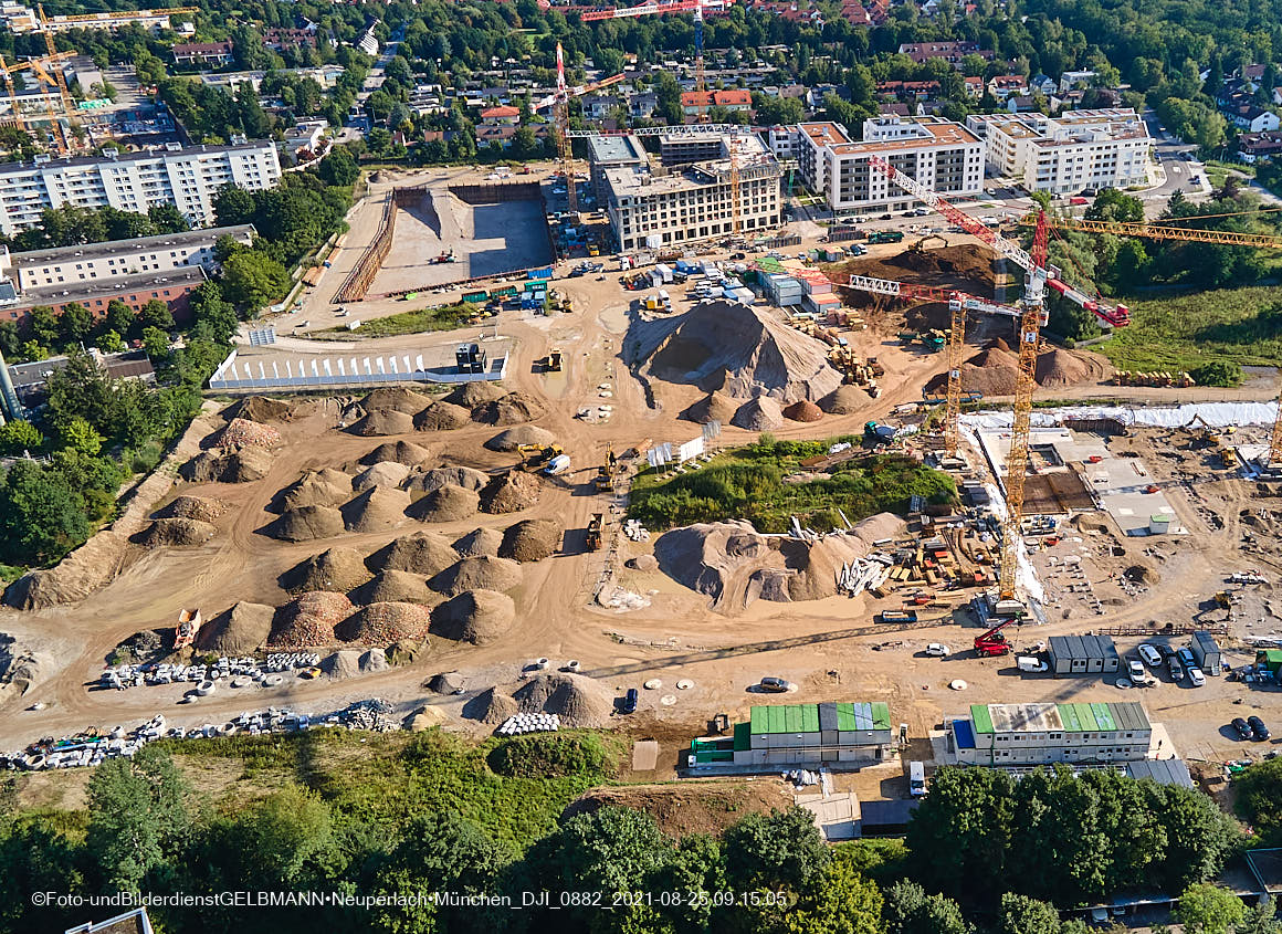 25.08.2020 - Luftaufnahmen von der Baustelle PandionVerde in Neuperlach