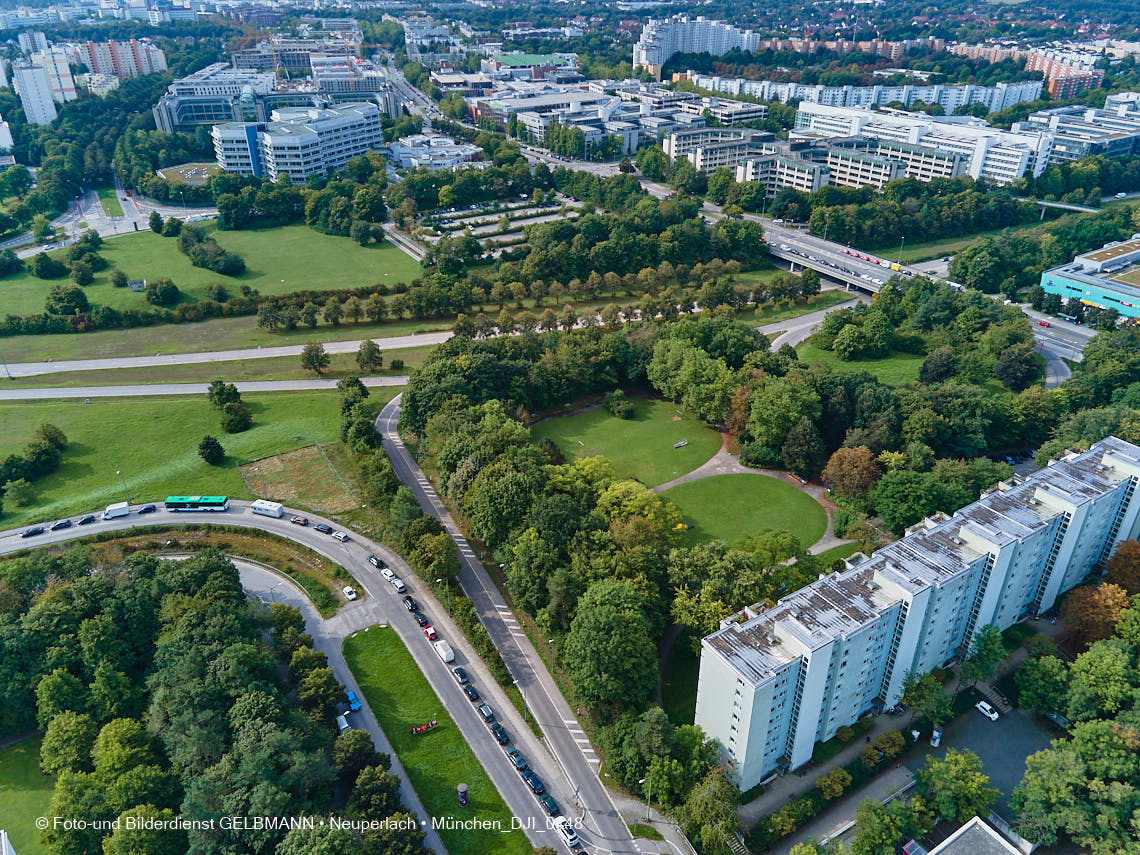 09.09.2021 - Die Heinrich-Wieland-Straße in Neuperlach