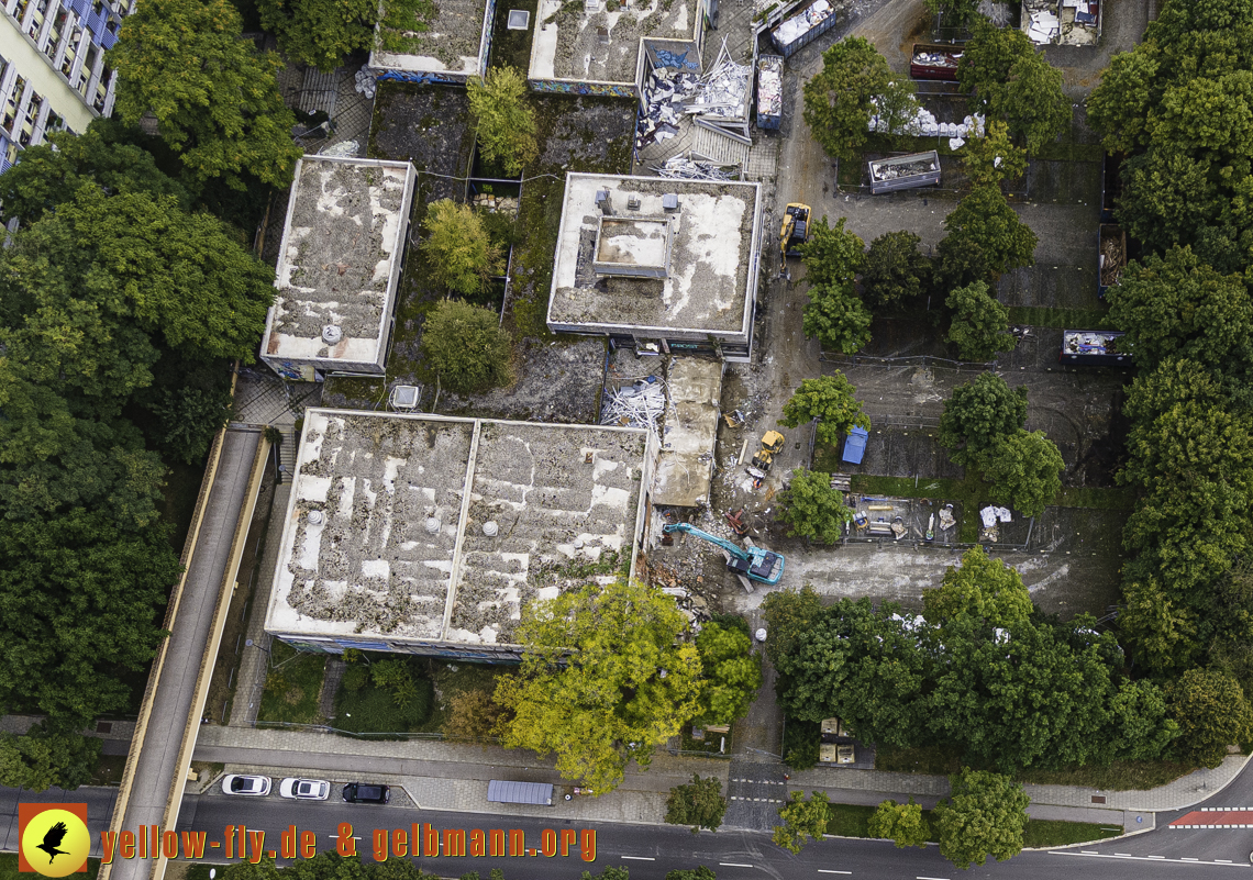 21.09.2021 - Abriss des Quiddezentrums in Neuperlach