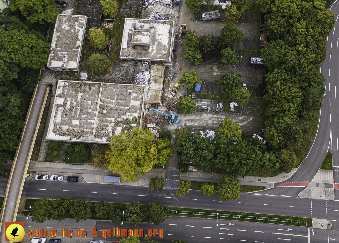 21.09.2021 - Abriss des Quiddezentrums in Neuperlach