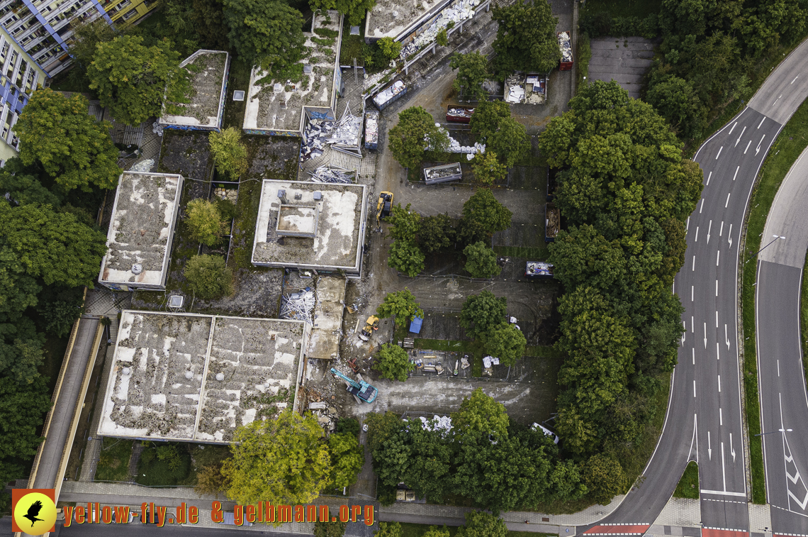 21.09.2021 - Abriss des Quiddezentrums in Neuperlach