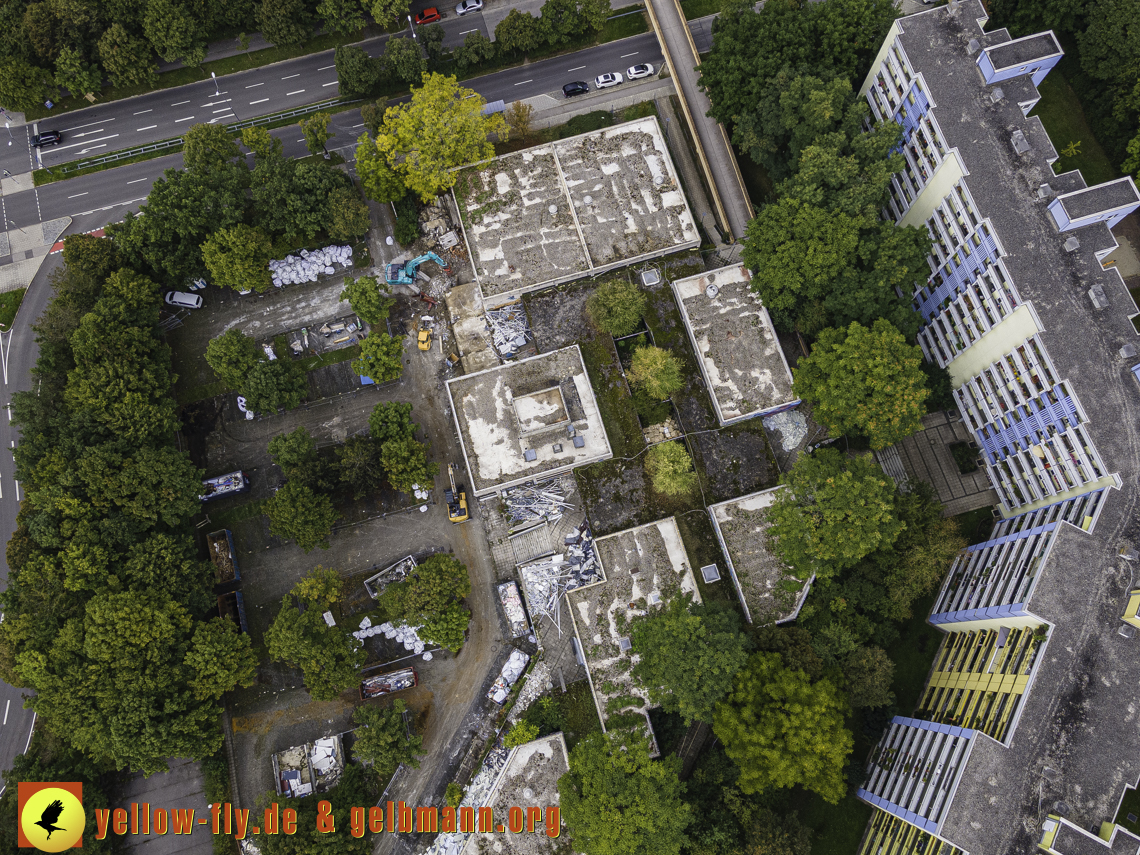 21.09.2021 - Abriss des Quiddezentrums in Neuperlach