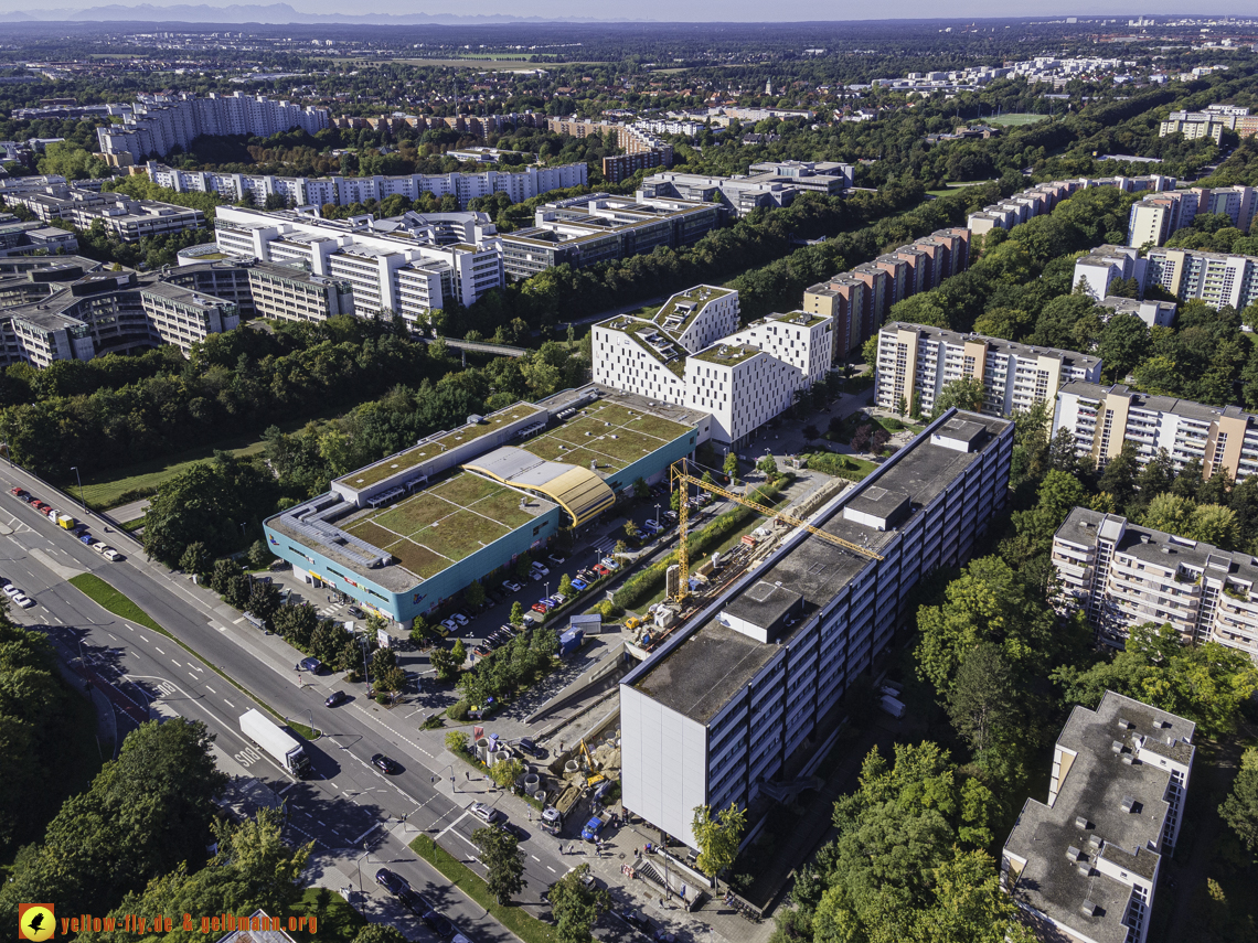 23.09.2021 - Quiddezentrum und Montessori-Schule in Neuperlach