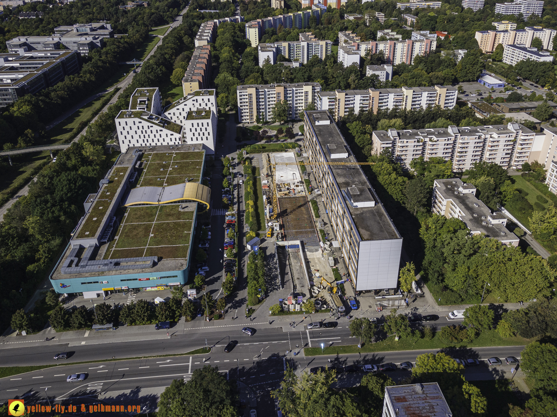 23.09.2021 - Quiddezentrum und Montessori-Schule in Neuperlach