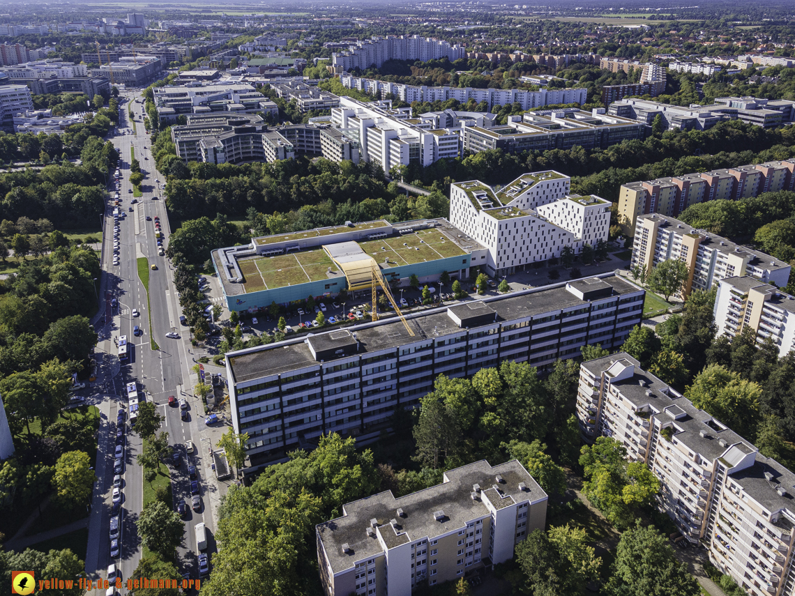 23.09.2021 - Quiddezentrum und Montessori-Schule in Neuperlach