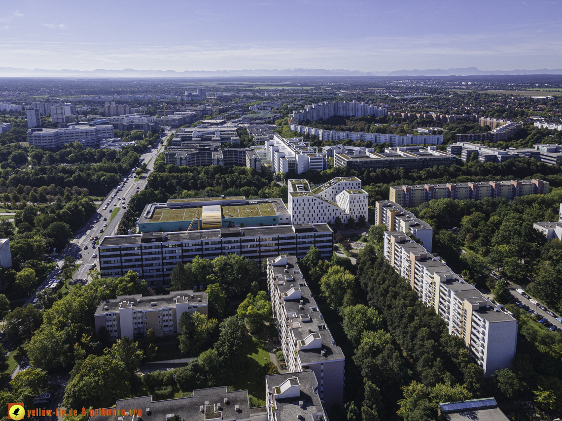 23.09.2021 - Quiddezentrum und Montessori-Schule in Neuperlach