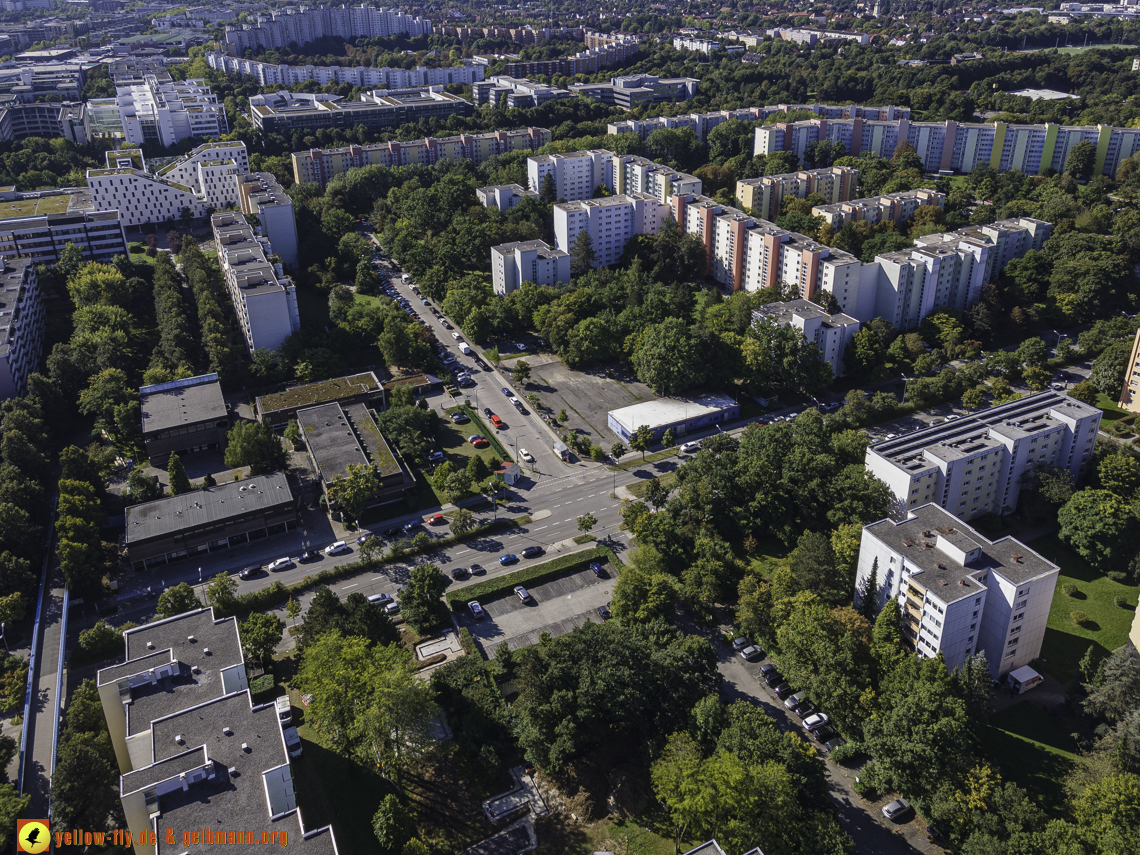 23.09.2021 - Quiddezentrum und Montessori-Schule in Neuperlach