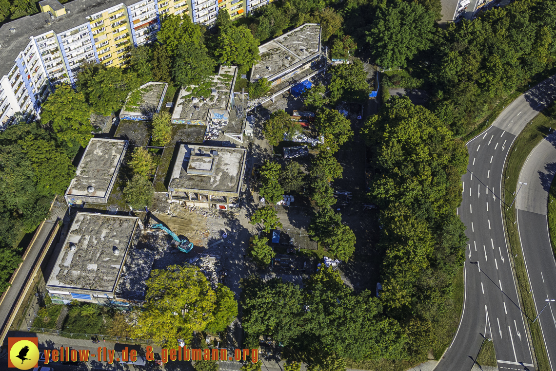 23.09.2021 - Quiddezentrum und Montessori-Schule in Neuperlach