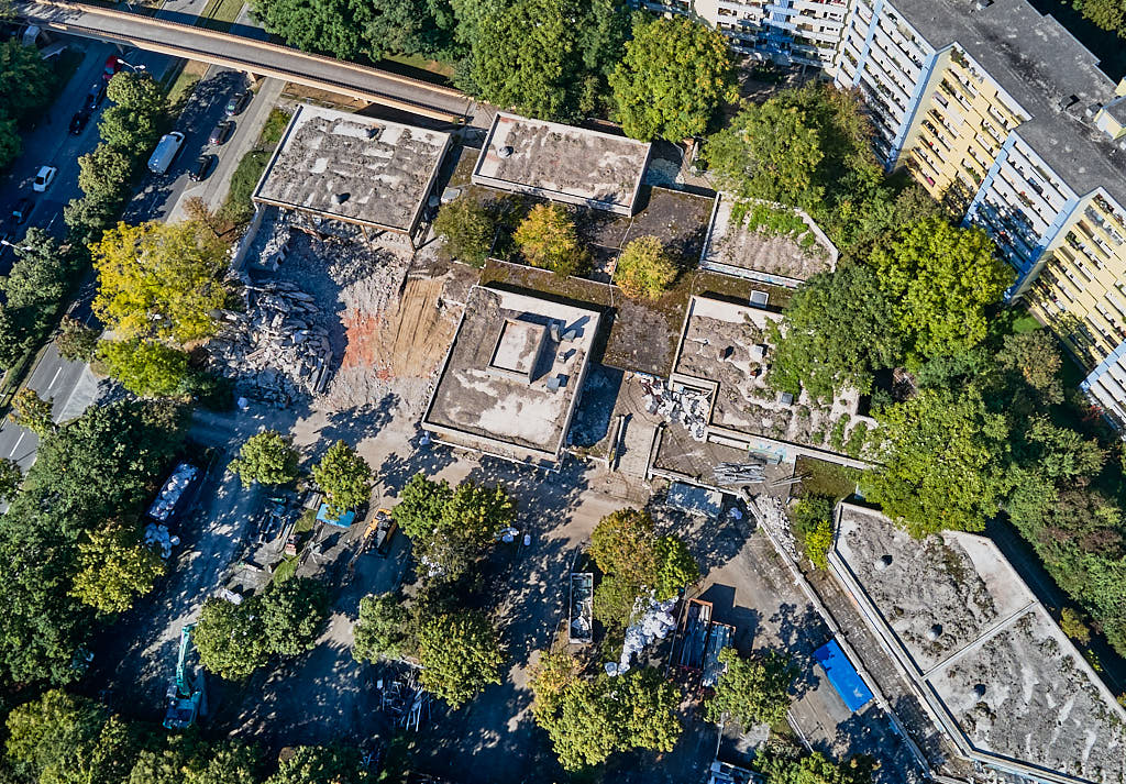 24.09.2021 - Abrissbegin des Quiddezentrums in Neuperlach