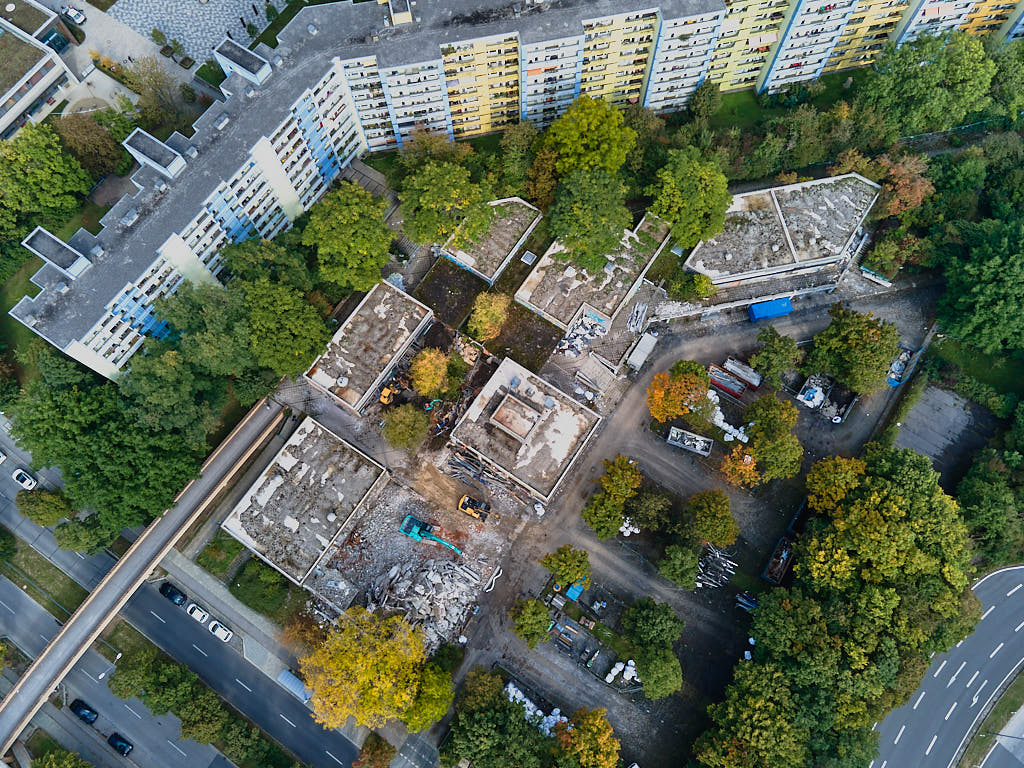 27.09.2021 - Abrissbegin des Quiddezentrums in Neuperlach