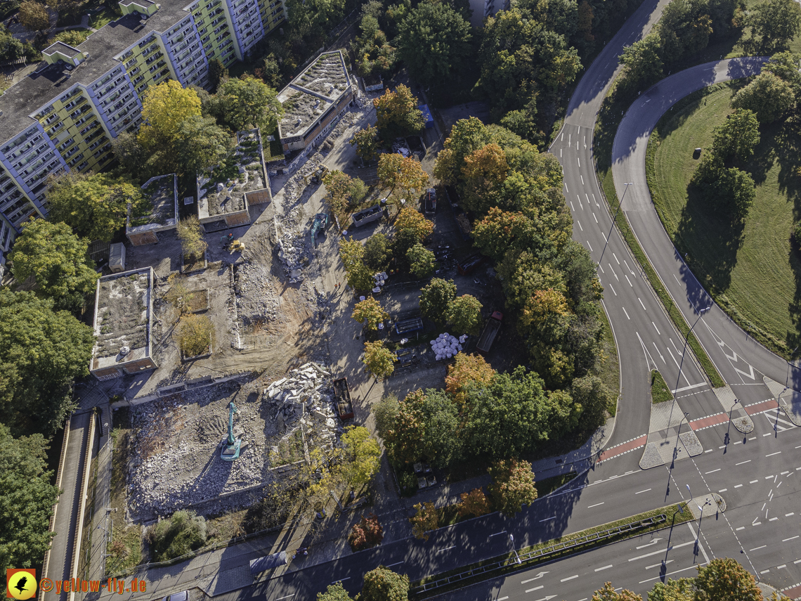 11.10.2021 - Abriss des Quiddezentrums in Neuperlach