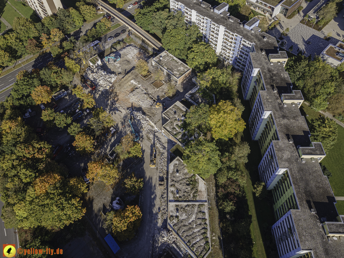 11.10.2021 - Abriss des Quiddezentrums in Neuperlach