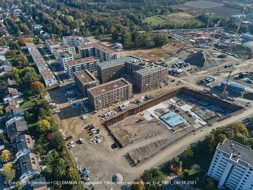 18.10.2021 - Baustelle „Das Duett” und „Townhouses”