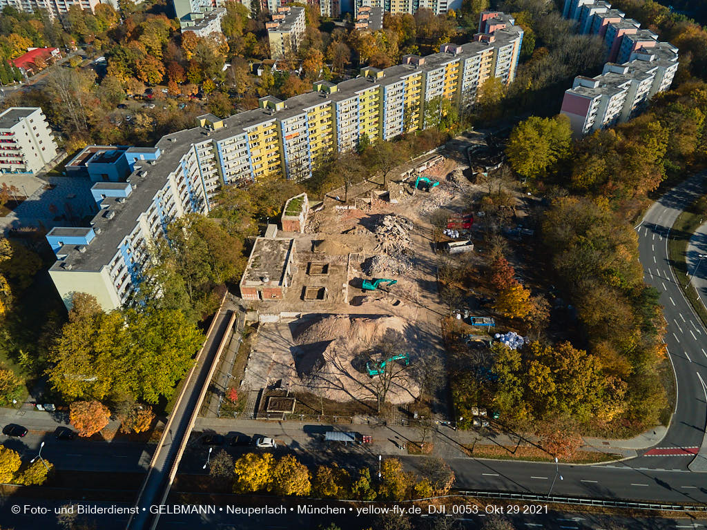 29.10.2021 - Quiddezentrum voll im Abriss in Neuperlach