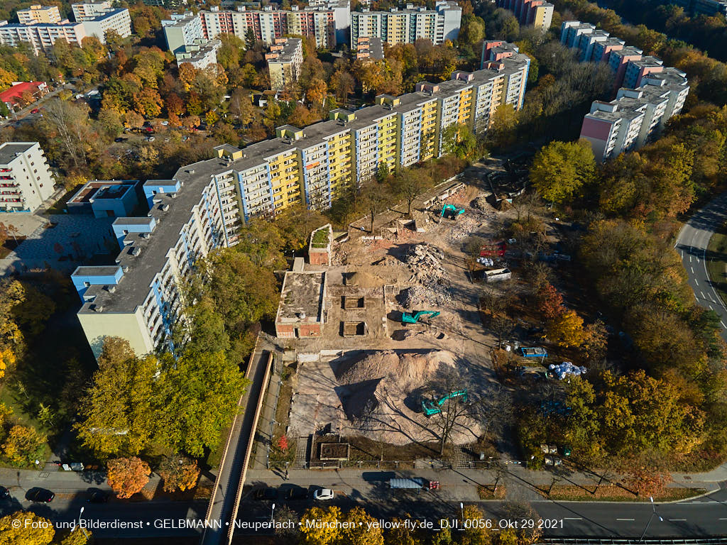 29.10.2021 - Quiddezentrum voll im Abriss in Neuperlach