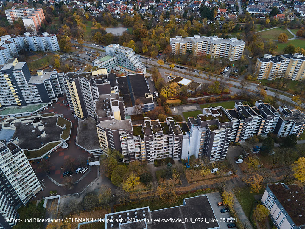 05.11.2021 - Marx-Zentrum und Wohnanalge Karl-Marx-Ring 52-62