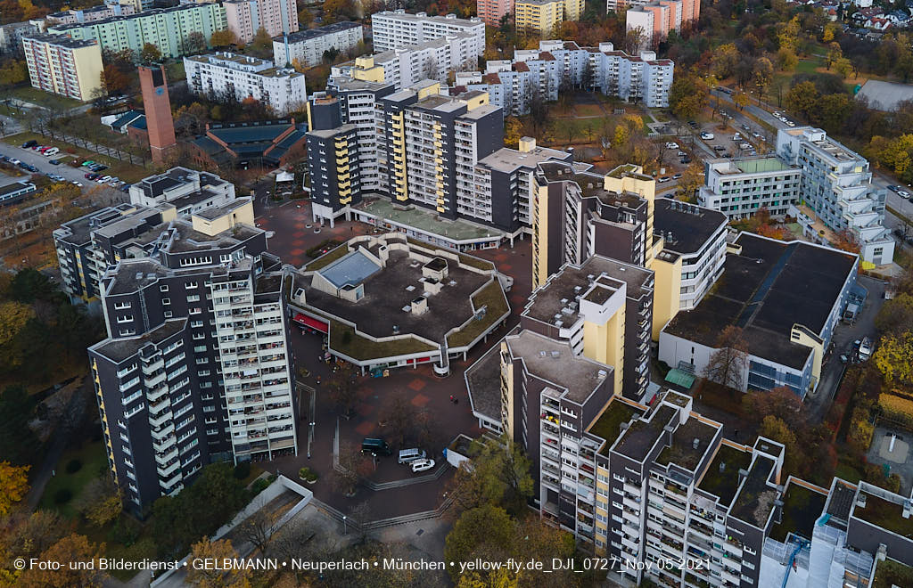 05.11.2021 - Marx-Zentrum und Wohnanalge Karl-Marx-Ring 52-62