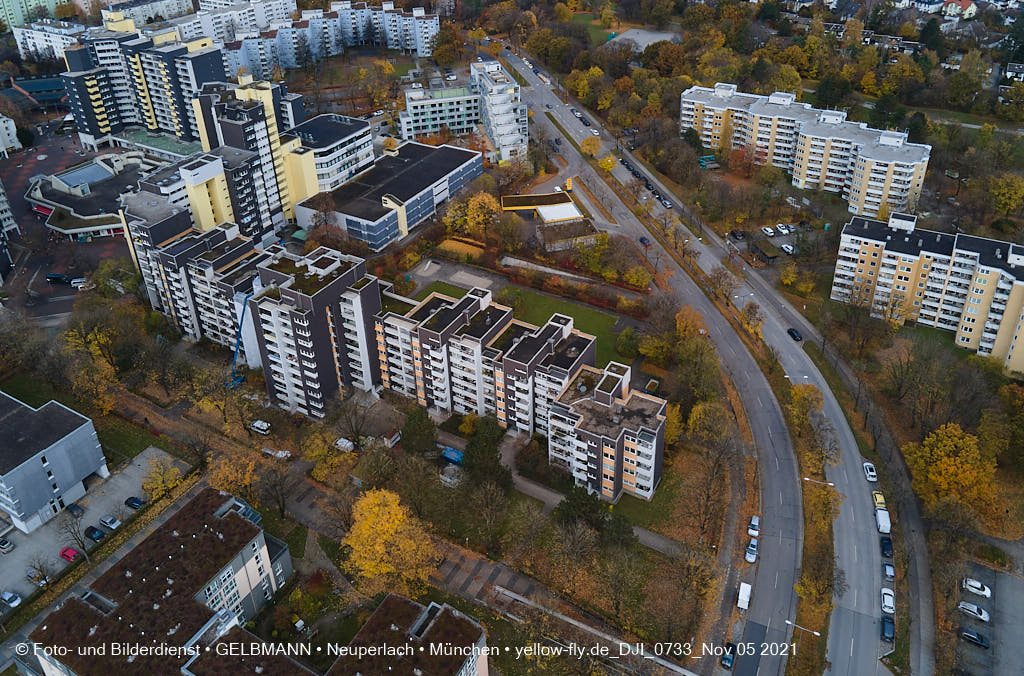 05.11.2021 - Marx-Zentrum und Wohnanalge Karl-Marx-Ring 52-62