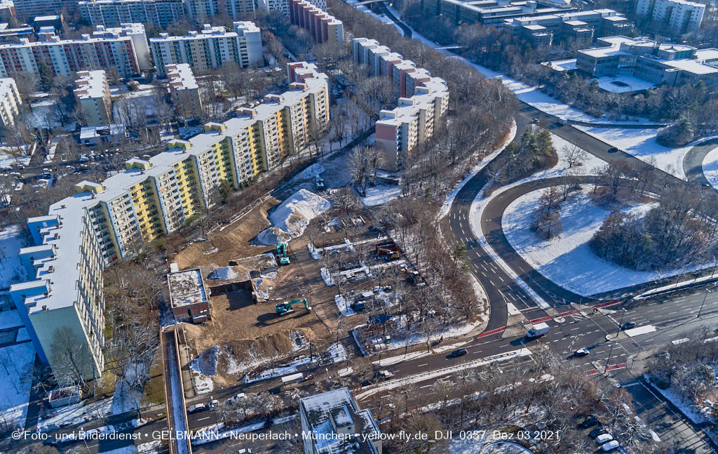 03.12.2021 -Copteraufnahmen vom Abriss des Quiddezentrums in Neuperlach