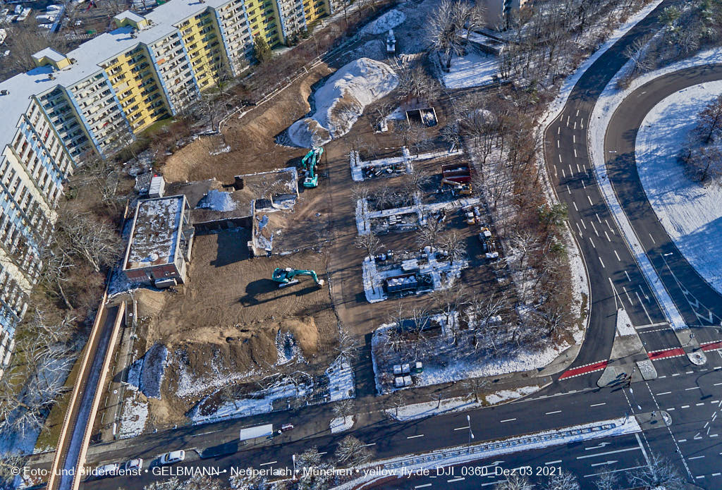 03.12.2021 -Copteraufnahmen vom Abriss des Quiddezentrums in Neuperlach