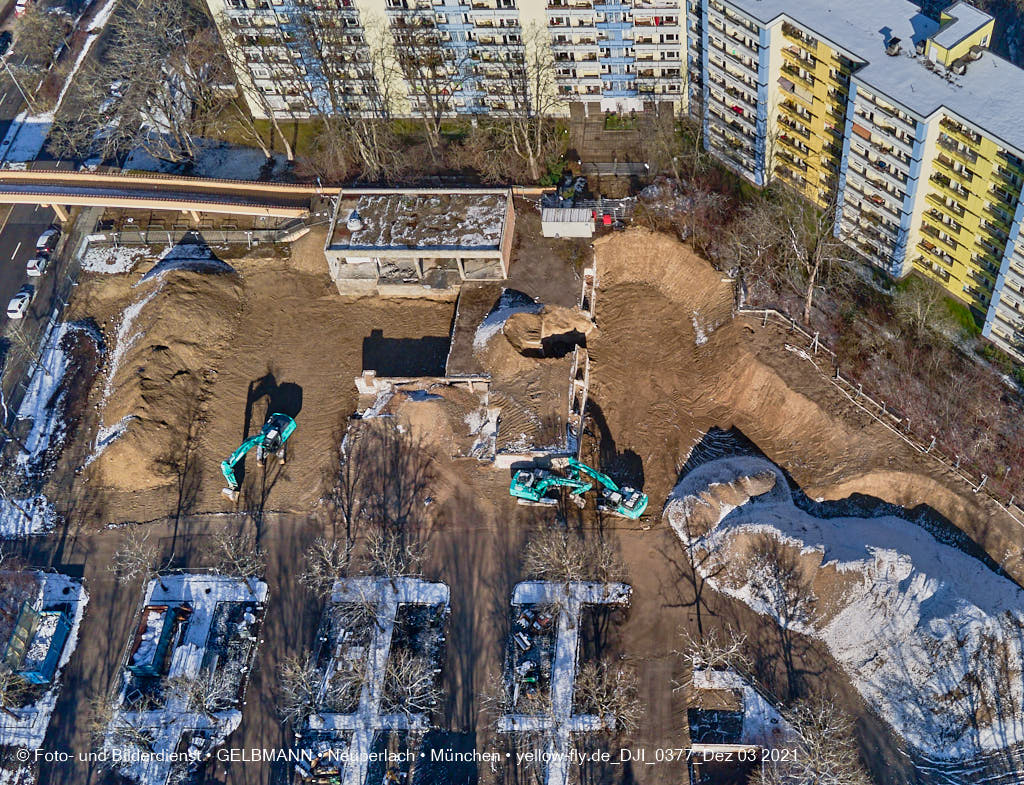 03.12.2021 -Copteraufnahmen vom Abriss des Quiddezentrums in Neuperlach