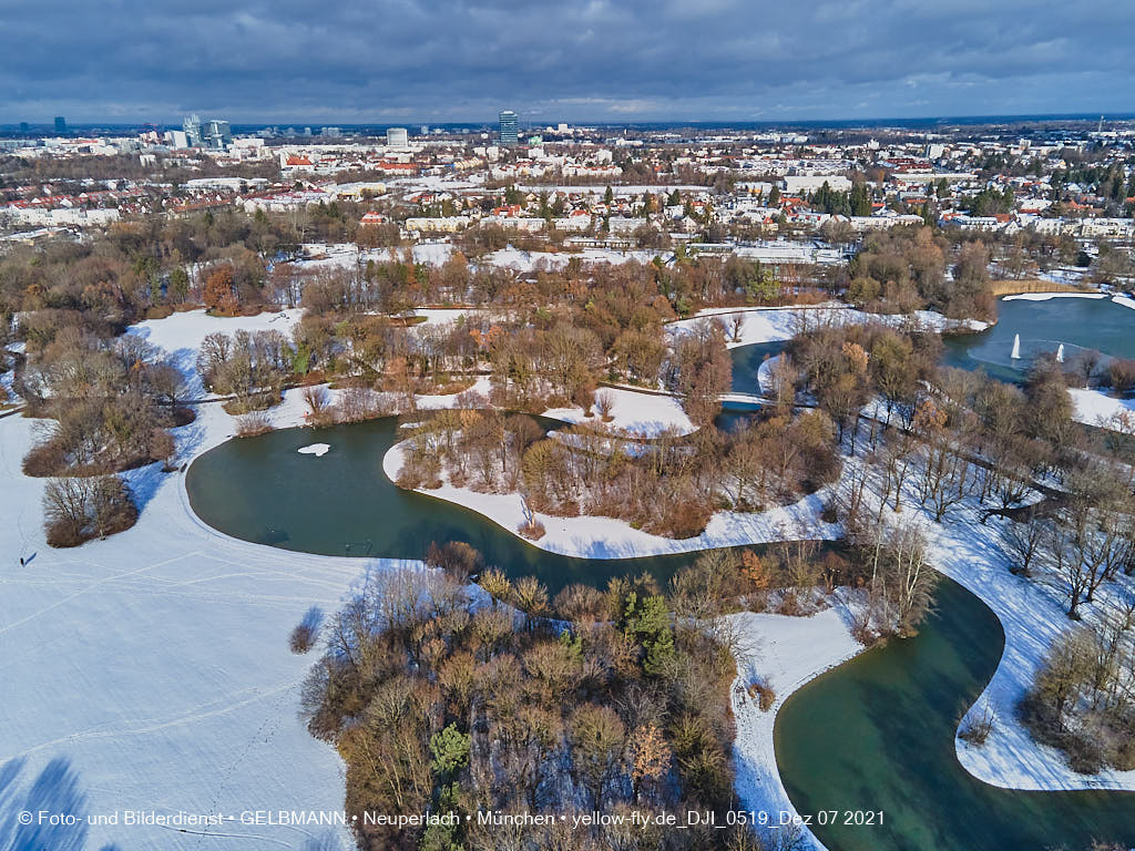 07.12.2021 -Der Ostparksee im Dezember 2021 in Neuperlach