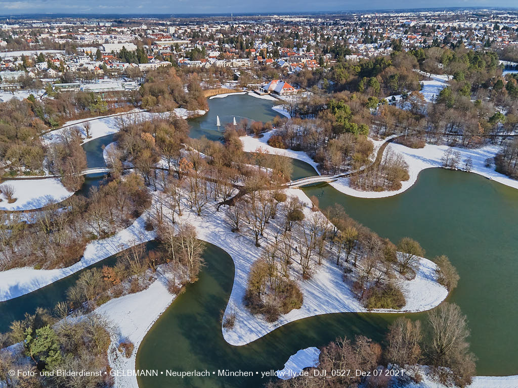 07.12.2021 -Der Ostparksee im Dezember 2021 in Neuperlach
