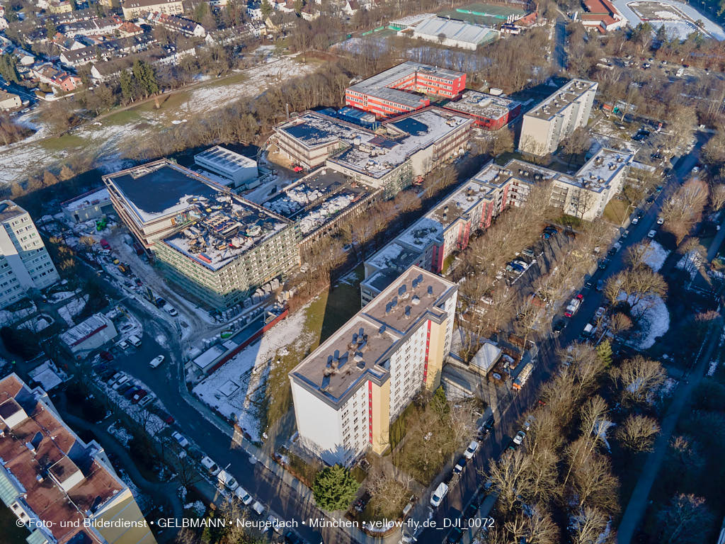 21.01.2022 - Baustelle Schule am Strehleranger in Neuperlach