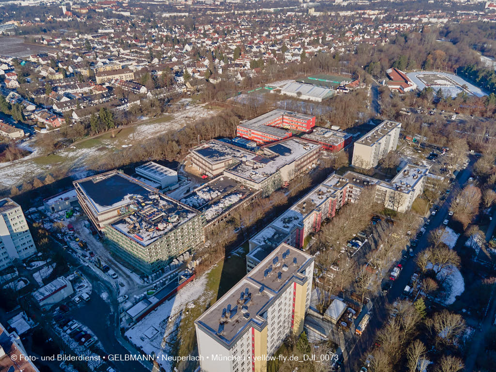 21.01.2022 - Baustelle Schule am Strehleranger in Neuperlach