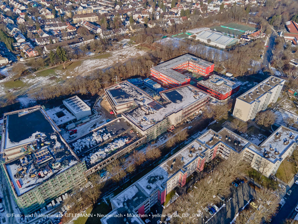 21.01.2022 - Baustelle Schule am Strehleranger in Neuperlach