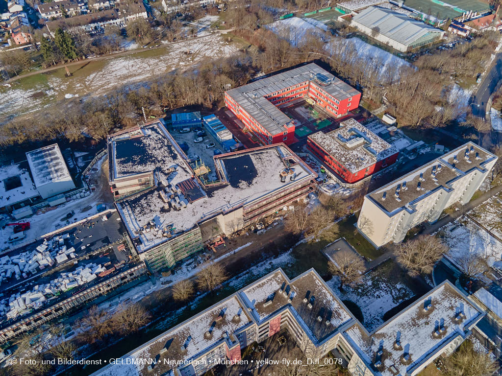 21.01.2022 - Baustelle Schule am Strehleranger in Neuperlach