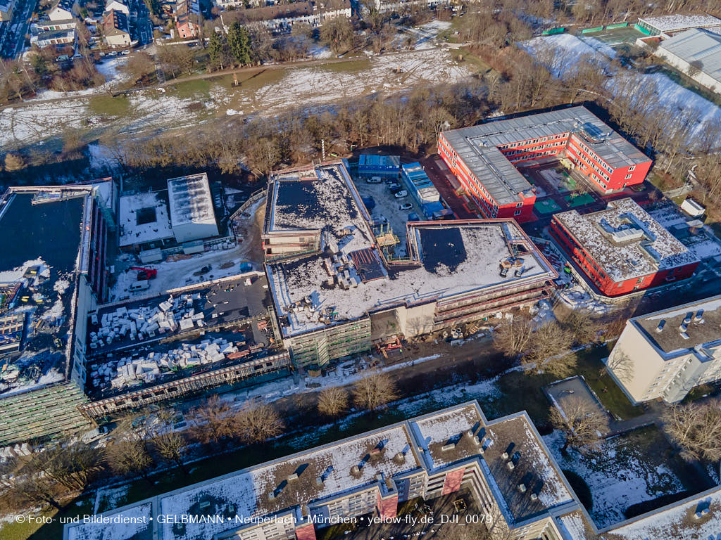 21.01.2022 - Baustelle Schule am Strehleranger in Neuperlach