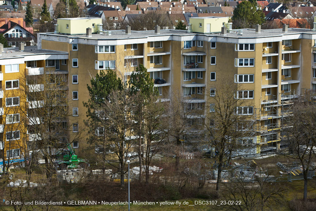 26.02.2022 - Kreissäge an der Großsanierung am Karl-Marx-Ring