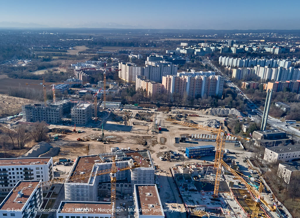 09.03.2022 - Townhouses im Alexisquartier Neuperlach 