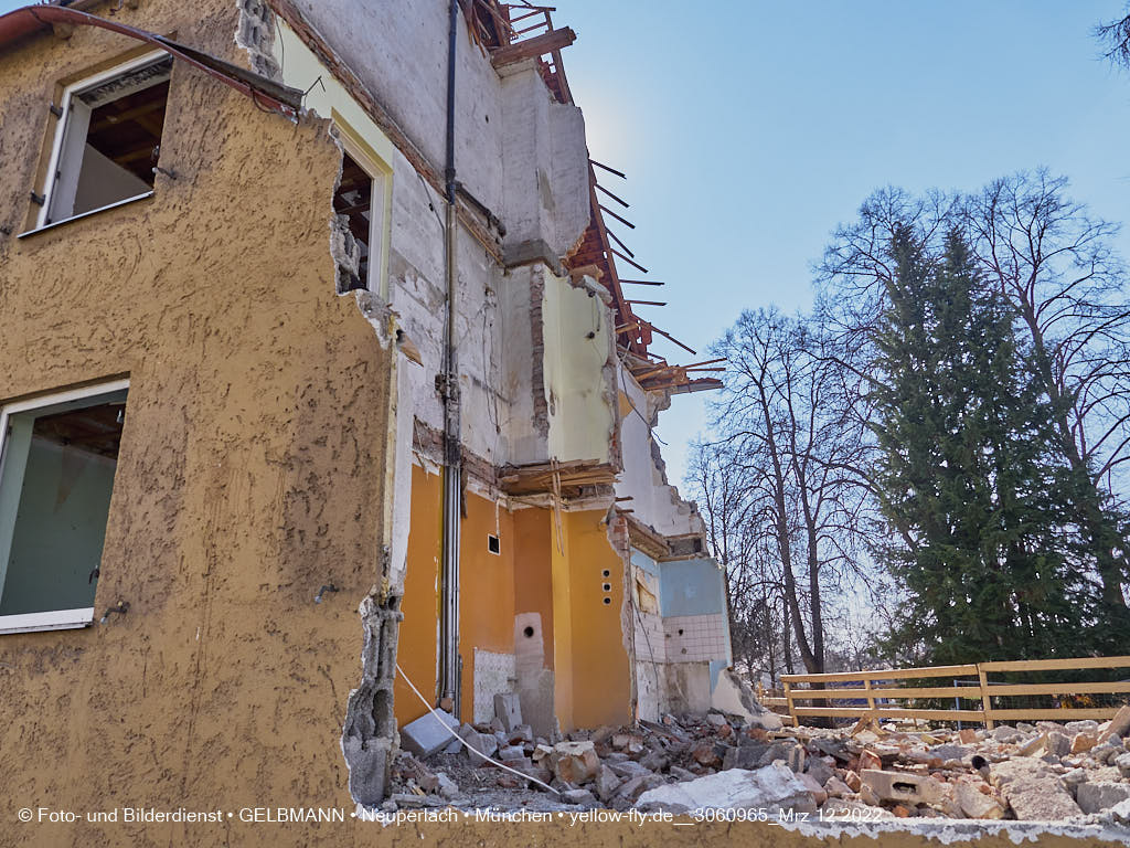 12.03.2022 - Abriss und Neubau der Maikäfersiedlung 